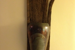 vase-on-old-barnboard